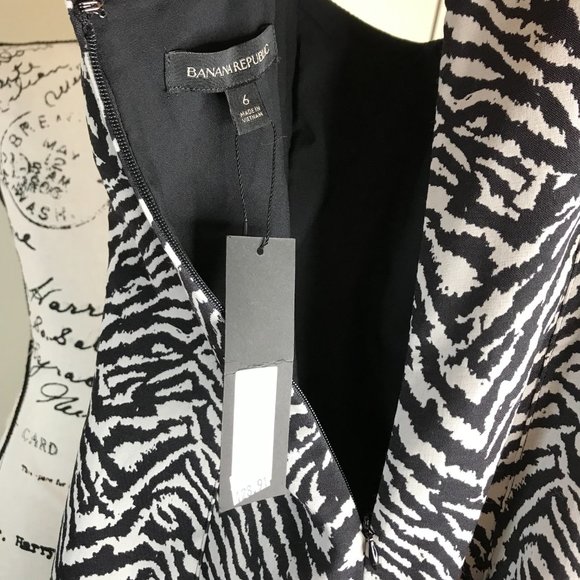 NWT Banana Republic Animal Print Square Neck Sheath Dress Black/Ivory - Picture 4 of 5